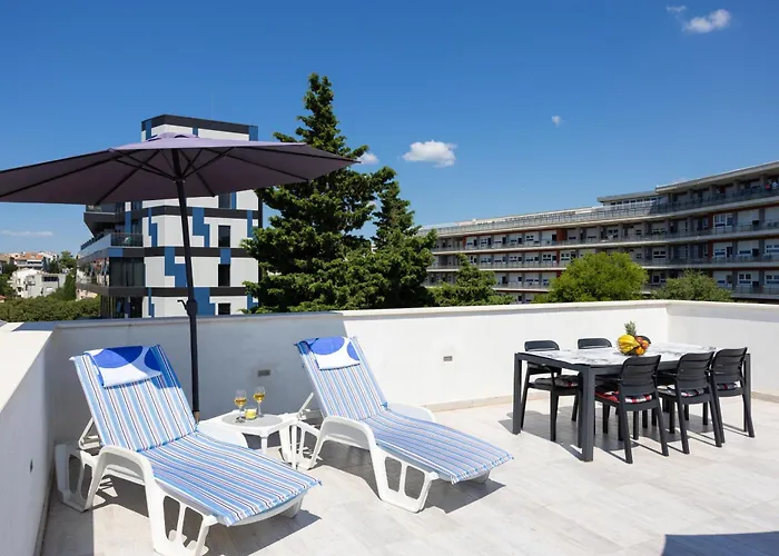 Apartment Beautiful Rajcic *