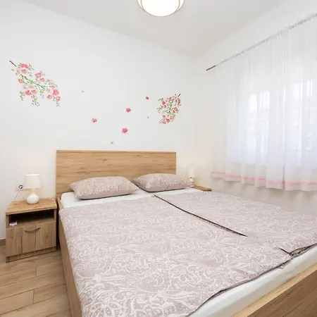 Apartment Beautiful Rajcic Split